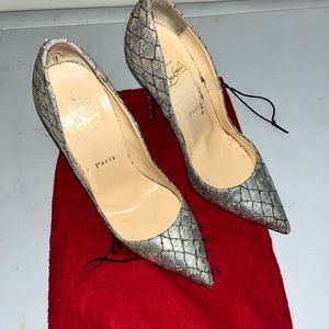 Christian louboutin so Kate shoe